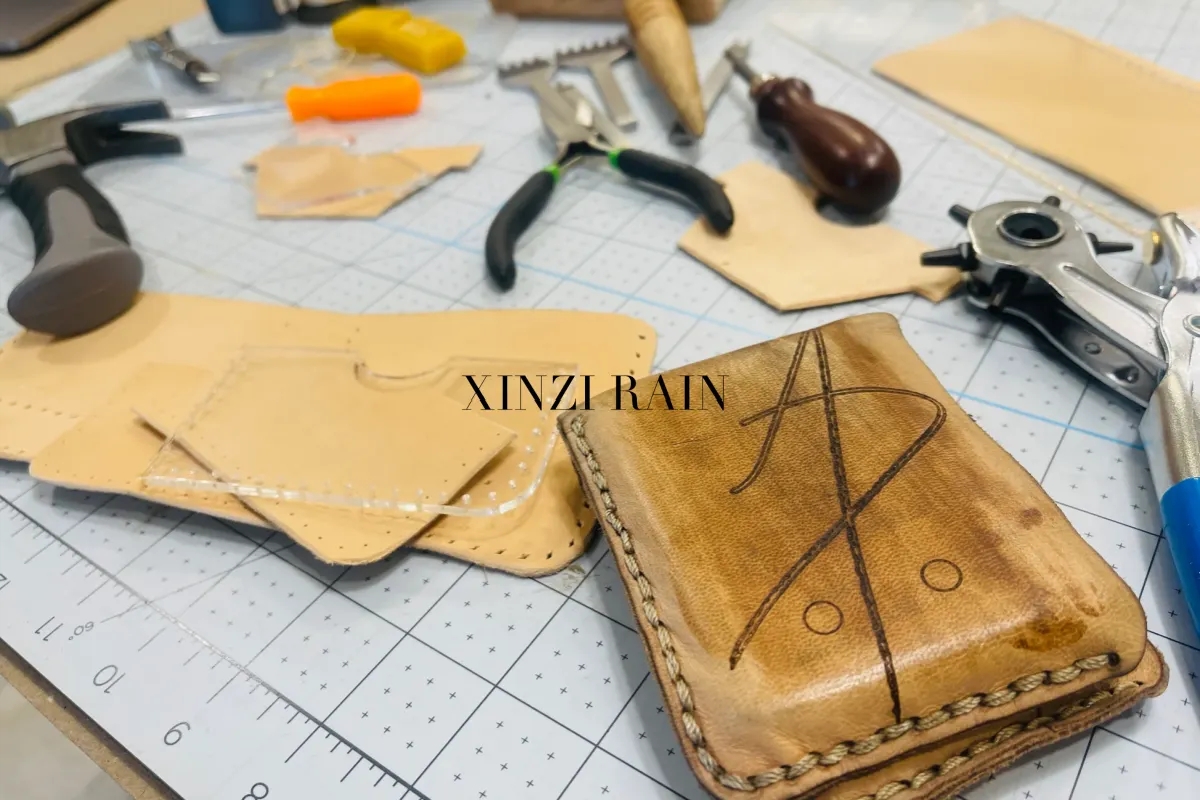 Custom wallet manufacturer - XINZIRAIN OEM/ODM services