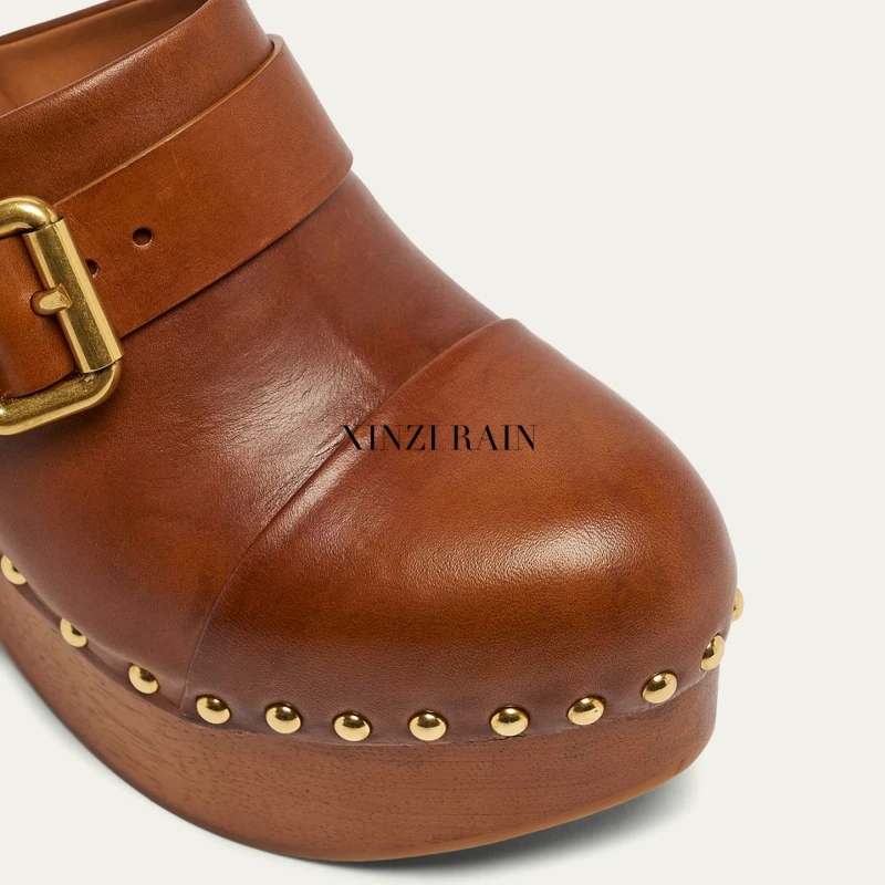 OEM Leather Platform Clogs | Custom Wooden Sole Clog Manufacturer – XINZIRAIN