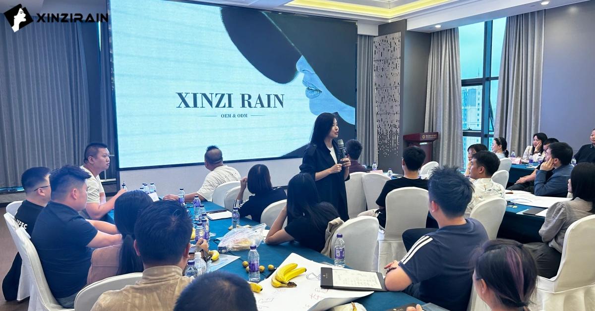 Fundador da Xinzirain compartilha tendências de calçados e bolsas para 2026 com as principais inspirações das marcas