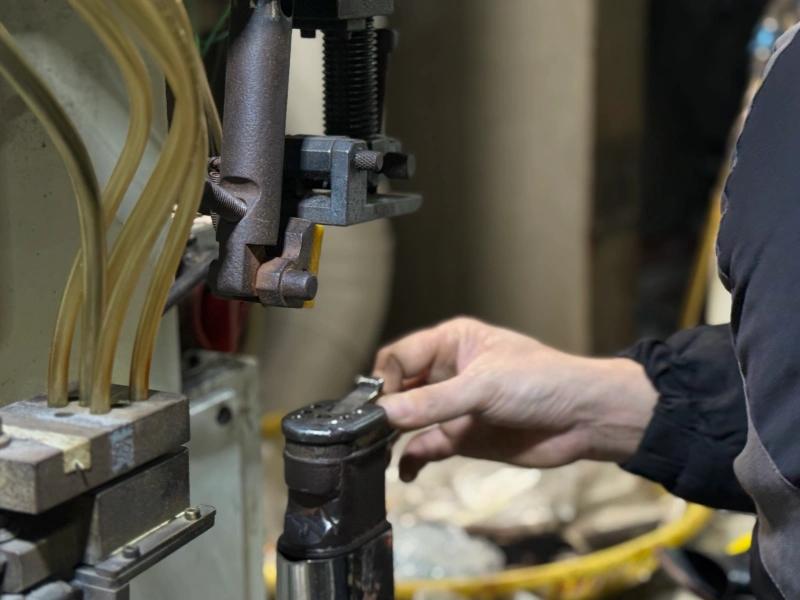 Upper and bottom construction quality inspection