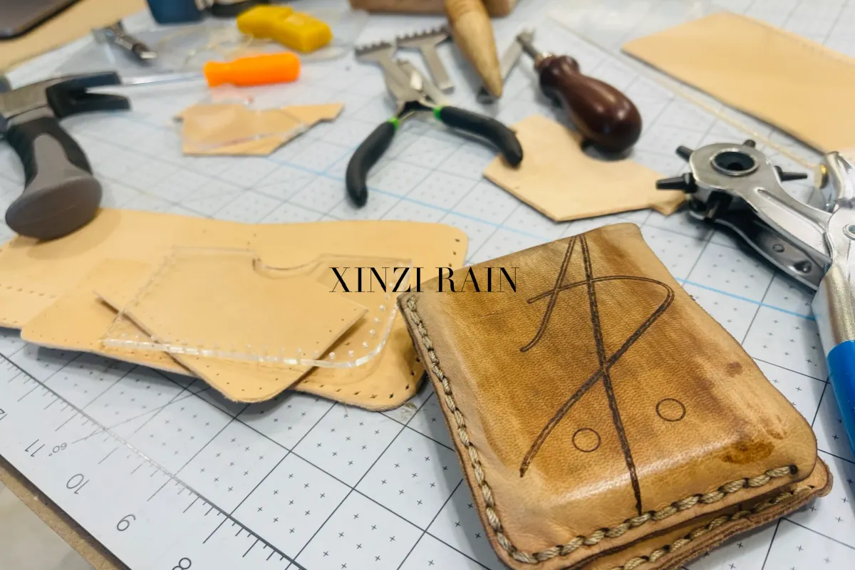 Custom wallet manufacturer - XINZIRAIN OEM/ODM services